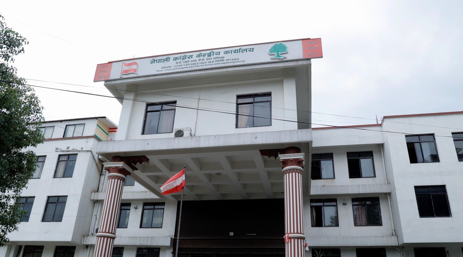 कांग्रेसमा महाधिवेशनबारे कचहरि, संस्थापन र इत्तरपक्ष वारपारकै तहमा