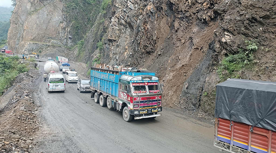 नारायणगढ–मुग्लिन सडक दुईतर्फी सञ्चालनमा